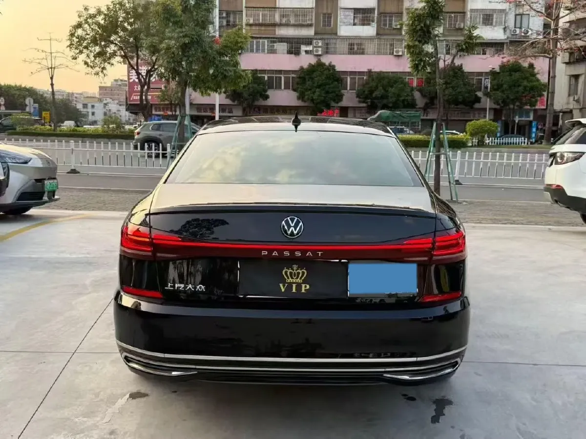 2023 Volkswagen Passat 1.4T 150HP L4 7DCT,autocango,china used car exporter,china ev exporter,chinese used car exporter,chinese used ev exporter
