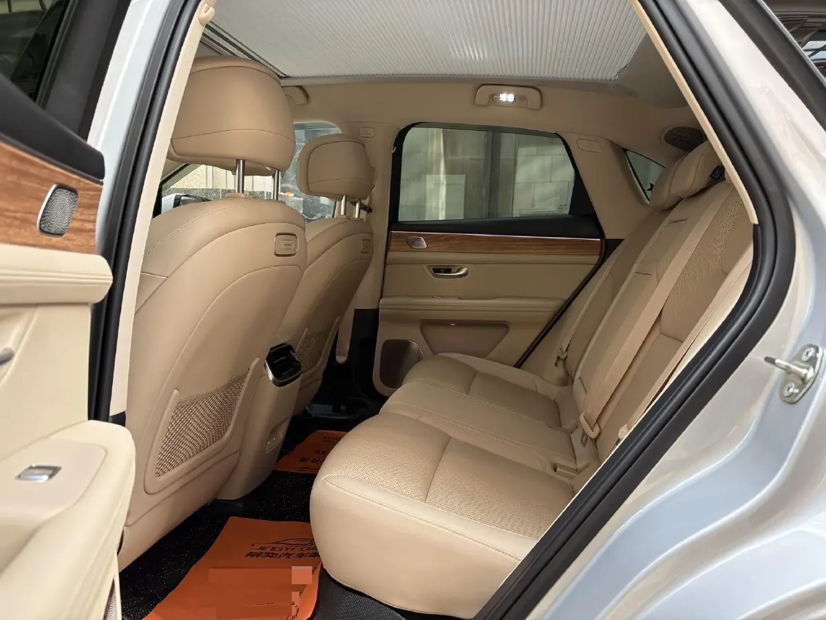 2023 HIMA AITO M5 1.5T 152HP L4 REEV 40KWH,autocango,china used car exporter,china ev exporter,chinese used car exporter,chinese used ev exporter