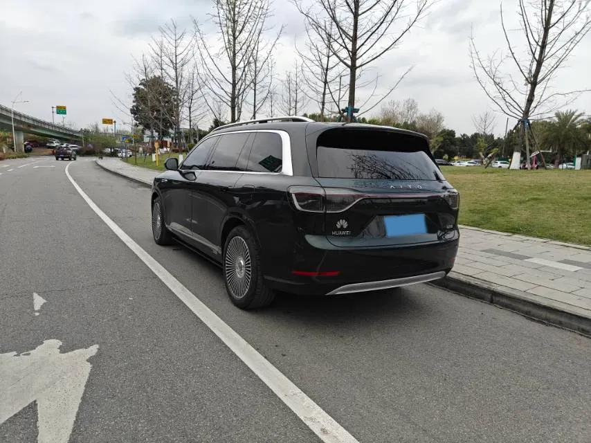 2024 AITO AITO M9 1.5T 152HP L4 REEV 42KWH,autocango,china used car exporter,china ev exporter,chinese used car exporter,chinese used ev exporter