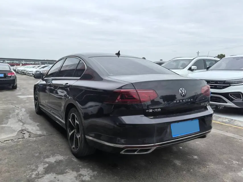 2023 Volkswagen Magotan 2.0T 186HP L4 7DCT,autocango,china used car exporter,china ev exporter,chinese used car exporter,chinese used ev exporter