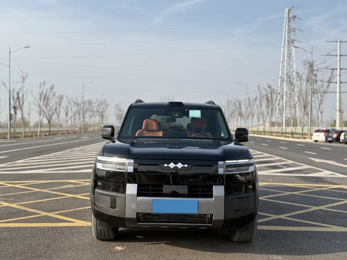 2025 FangChengBao Tai 7 1.5T 156HP L4 E-CVT PHEV,autocango,china used car exporter,china ev exporter,chinese used car exporter,chinese used ev exporter