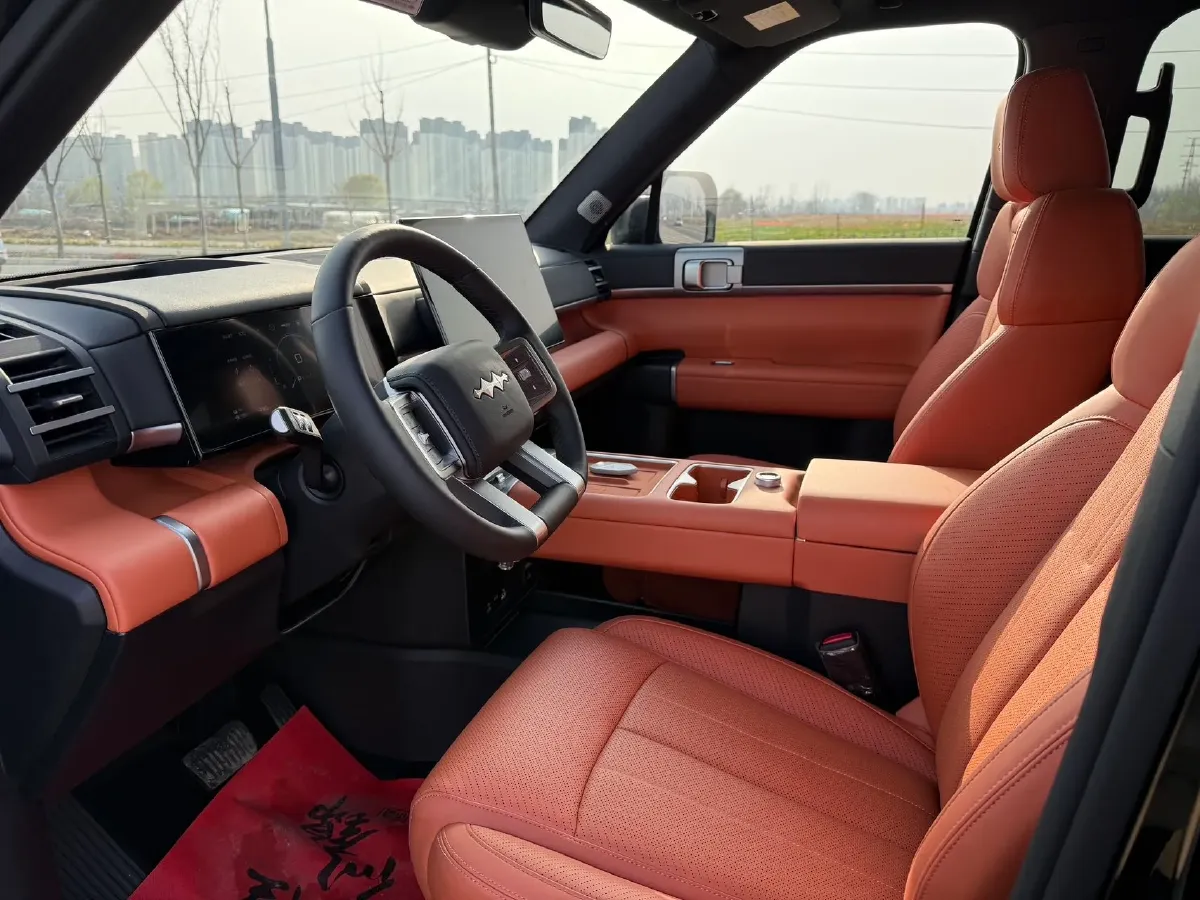 2025 FangChengBao Tai 7 1.5T 156HP L4 E-CVT PHEV,autocango,china used car exporter,china ev exporter,chinese used car exporter,chinese used ev exporter