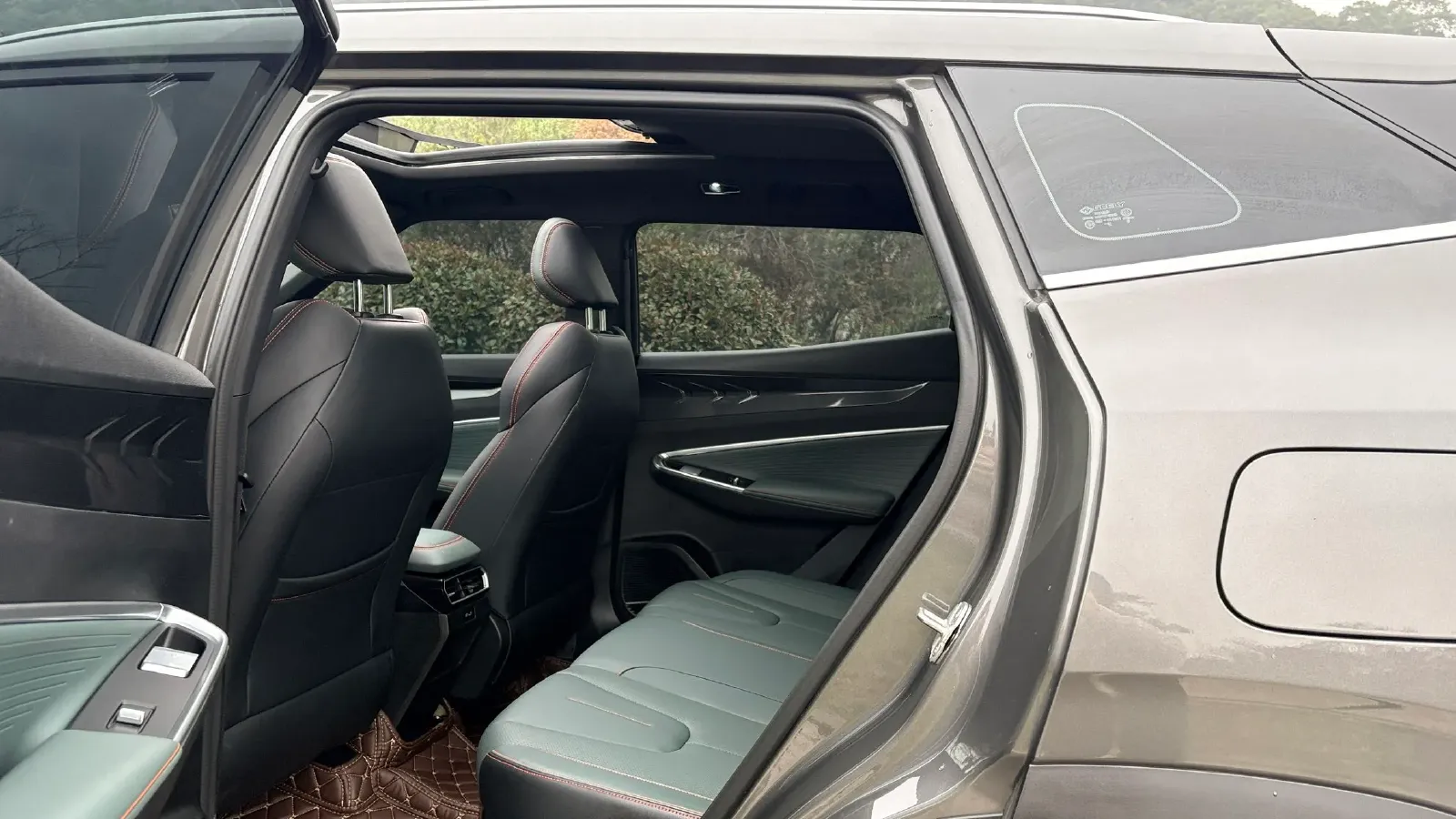 2024 Geely Azkarra 1.5T 181HP L4 7DCT,autocango,china used car exporter,china ev exporter,chinese used car exporter,chinese used ev exporter