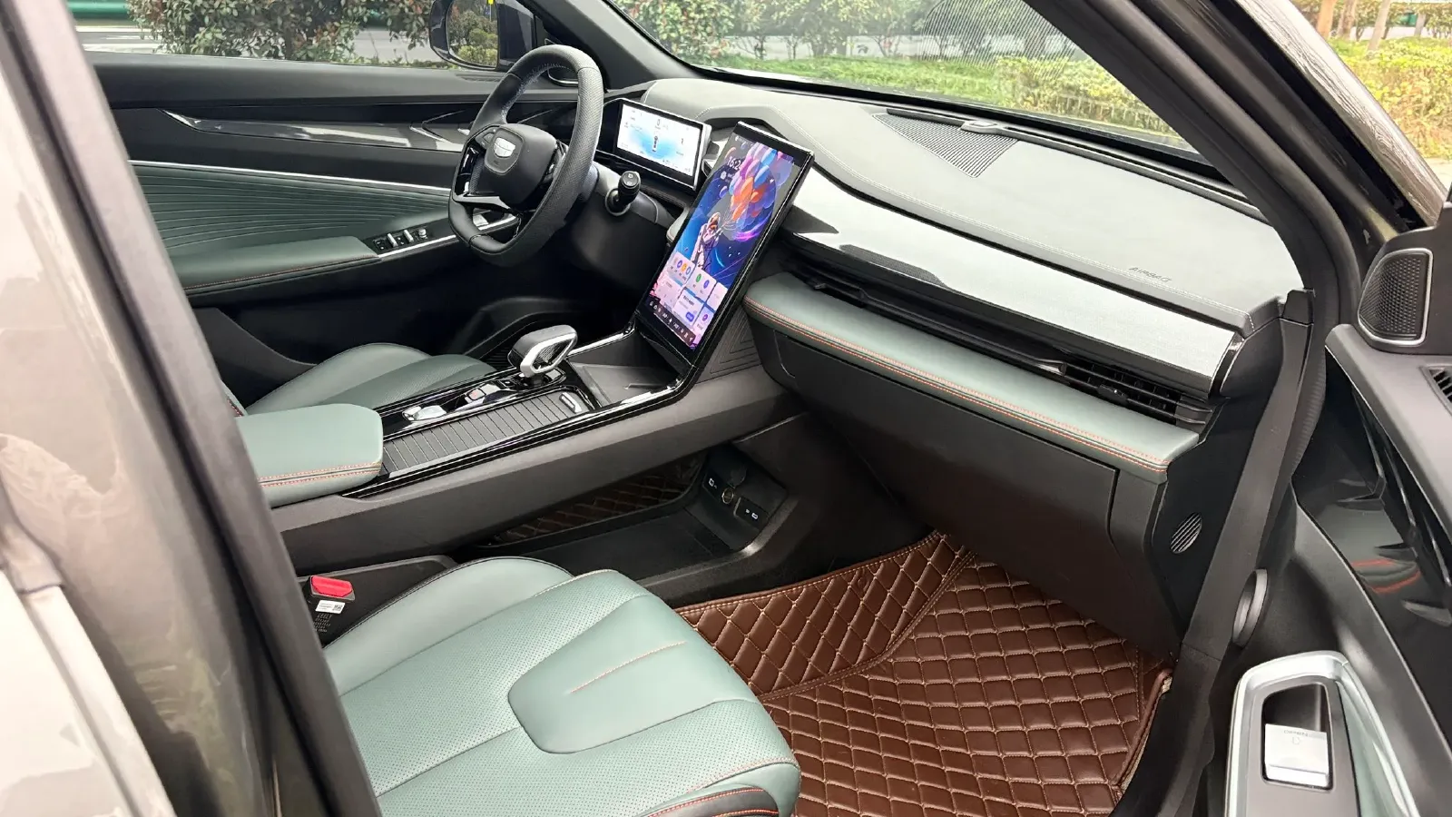 2024 Geely Azkarra 1.5T 181HP L4 7DCT,autocango,china used car exporter,china ev exporter,chinese used car exporter,chinese used ev exporter