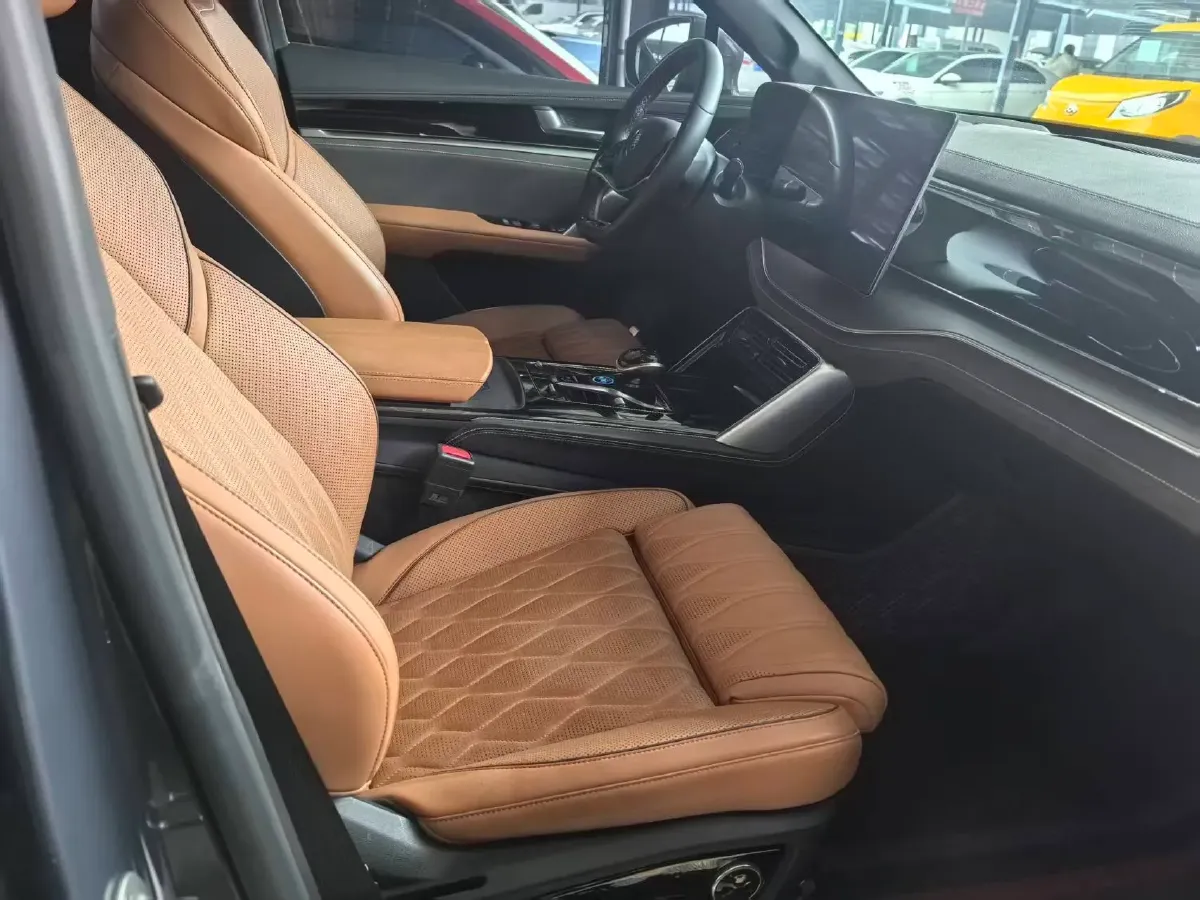 2022 Roewe iMAX8 BEV 90KWH,autocango,china used car exporter,china ev exporter,chinese used car exporter,chinese used ev exporter