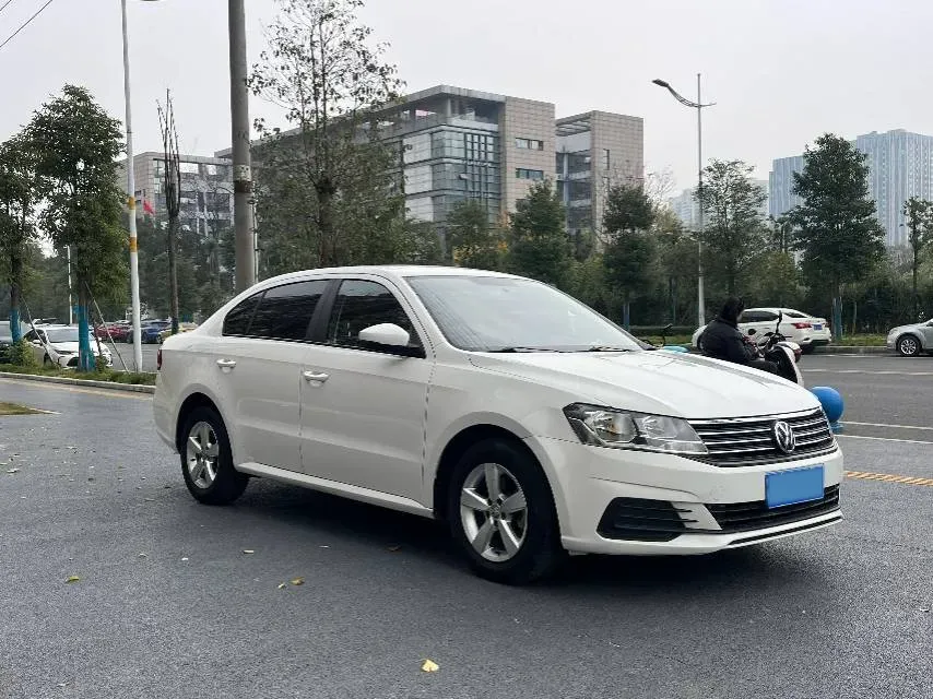 2019 Volkswagen T-Cross 1.5L 113HP L4 6AT,autocango,china used car exporter,china ev exporter,chinese used car exporter,chinese used ev exporter