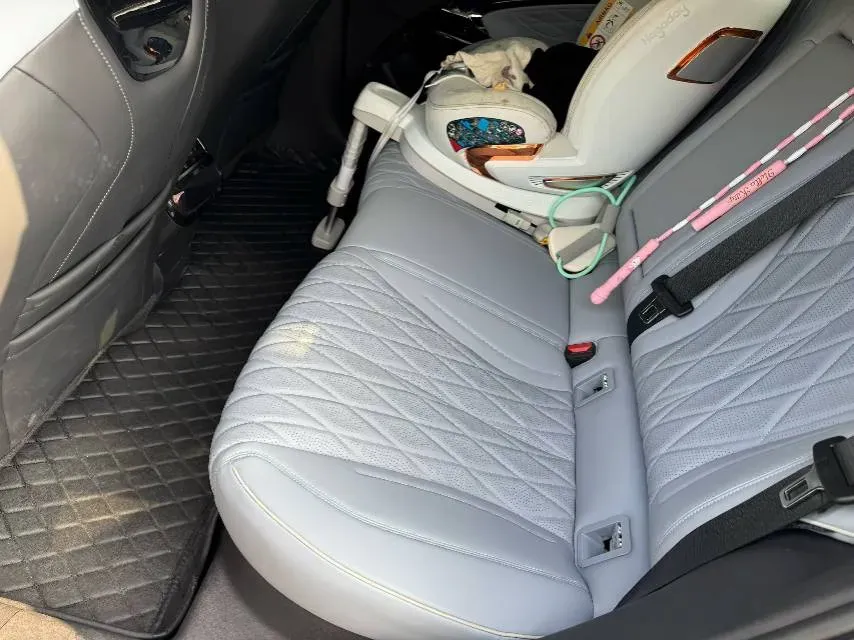 2022 Leapmotor C01 BEV 78.54KWH,autocango,china used car exporter,china ev exporter,chinese used car exporter,chinese used ev exporter