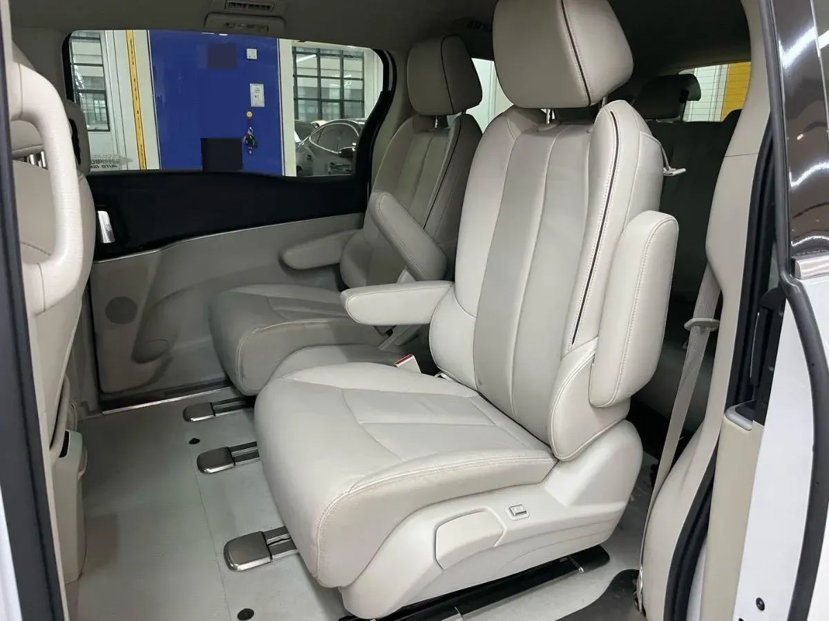 2021 Buick GL8 2.0T 237HP L4 9AT,autocango,china used car exporter,china ev exporter,chinese used car exporter,chinese used ev exporter