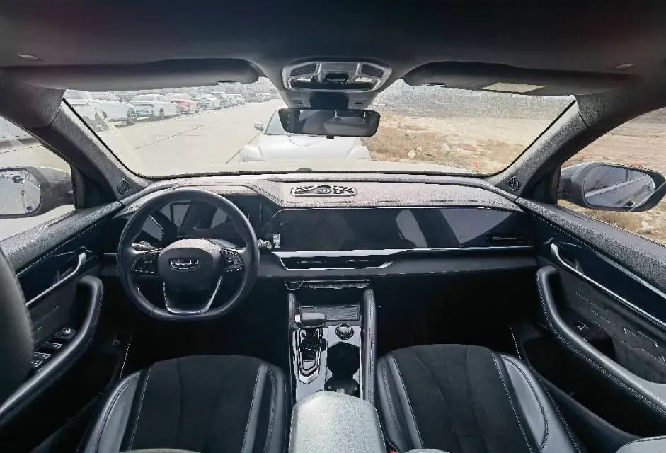 2022 Citroen C5 X 1.6T 175HP L4 8AT,autocango,china used car exporter,china ev exporter,chinese used car exporter,chinese used ev exporter