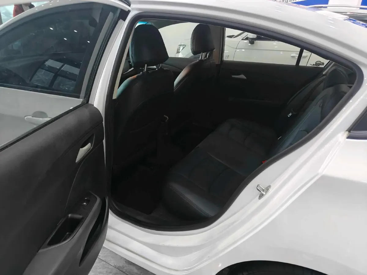 2019 Chevrolet Cavalier 1.5L 113HP L4 6AT,autocango,china used car exporter,china ev exporter,chinese used car exporter,chinese used ev exporter