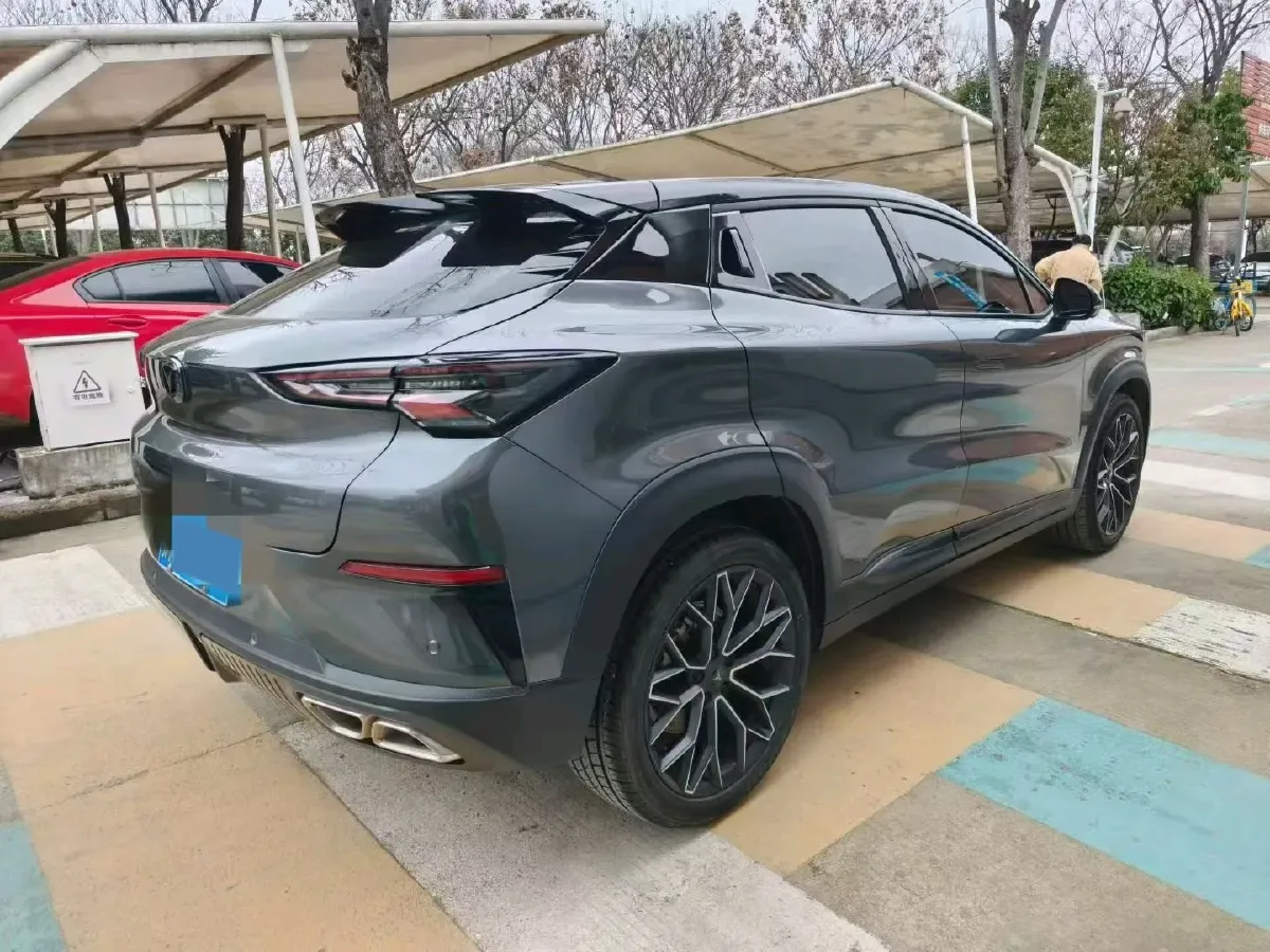 2022 ChangAn UNI-T 1.5T 188HP L4 7DCT,autocango,china used car exporter,china ev exporter,chinese used car exporter,chinese used ev exporter