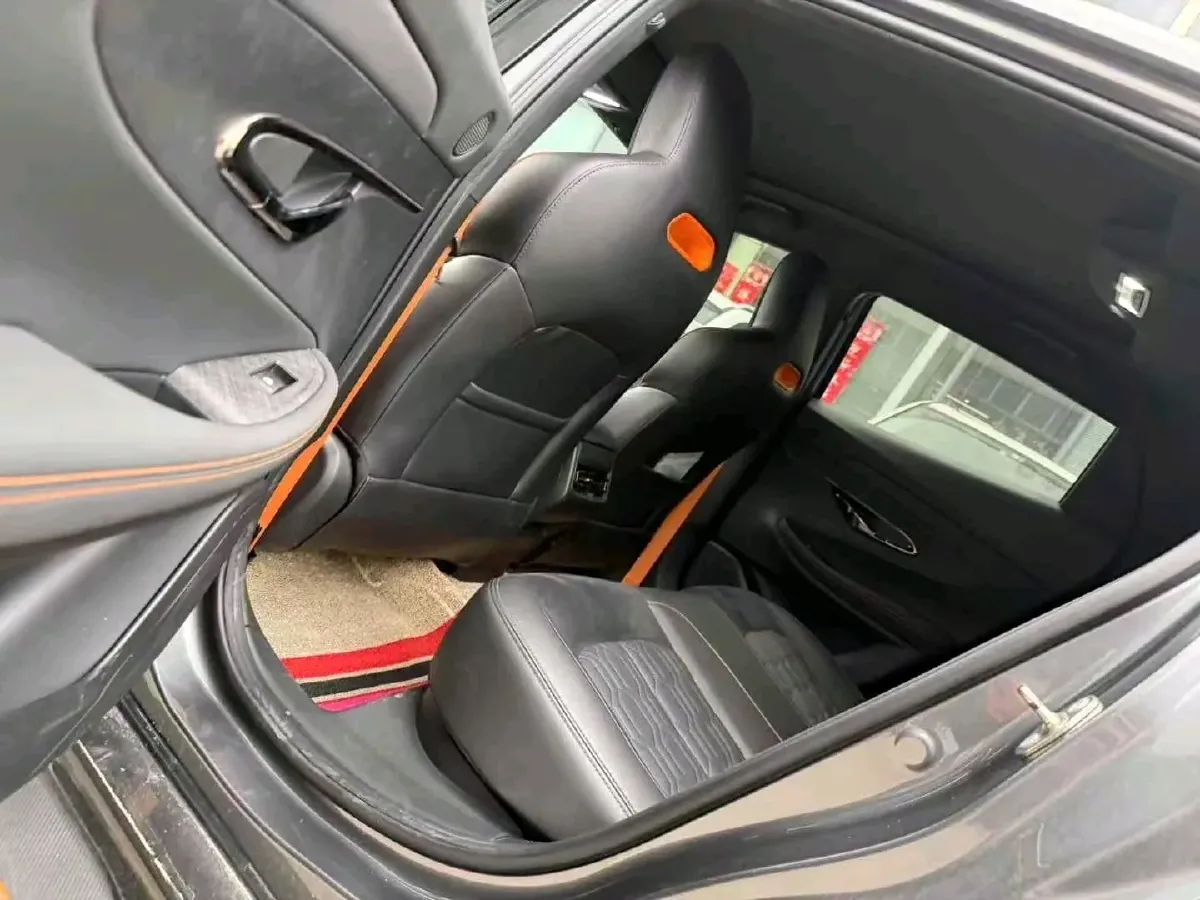 2022 ChangAn UNI-T 1.5T 188HP L4 7DCT,autocango,china used car exporter,china ev exporter,chinese used car exporter,chinese used ev exporter