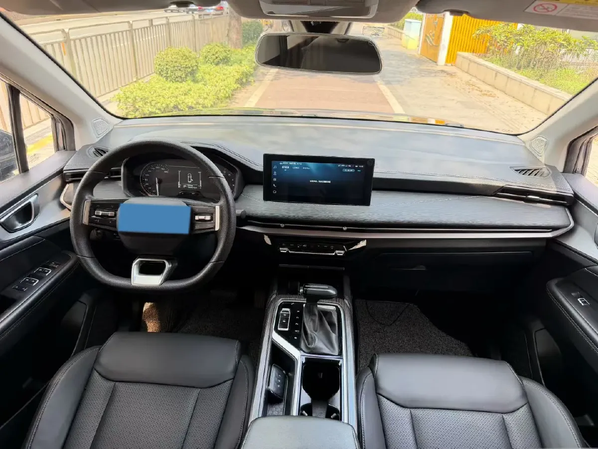 2022 Venucia T60 1.6L 126HP L4 CVT,autocango,china used car exporter,china ev exporter,chinese used car exporter,chinese used ev exporter