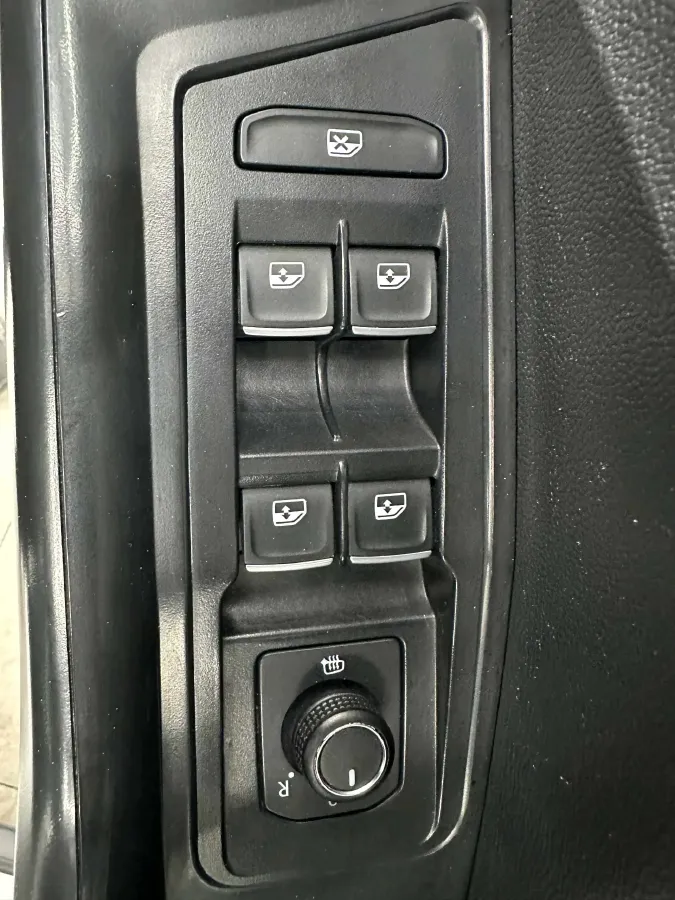 2022 Volkswagen T-Roc 1.4T 150HP L4 7DCT,autocango,china used car exporter,china ev exporter,chinese used car exporter,chinese used ev exporter