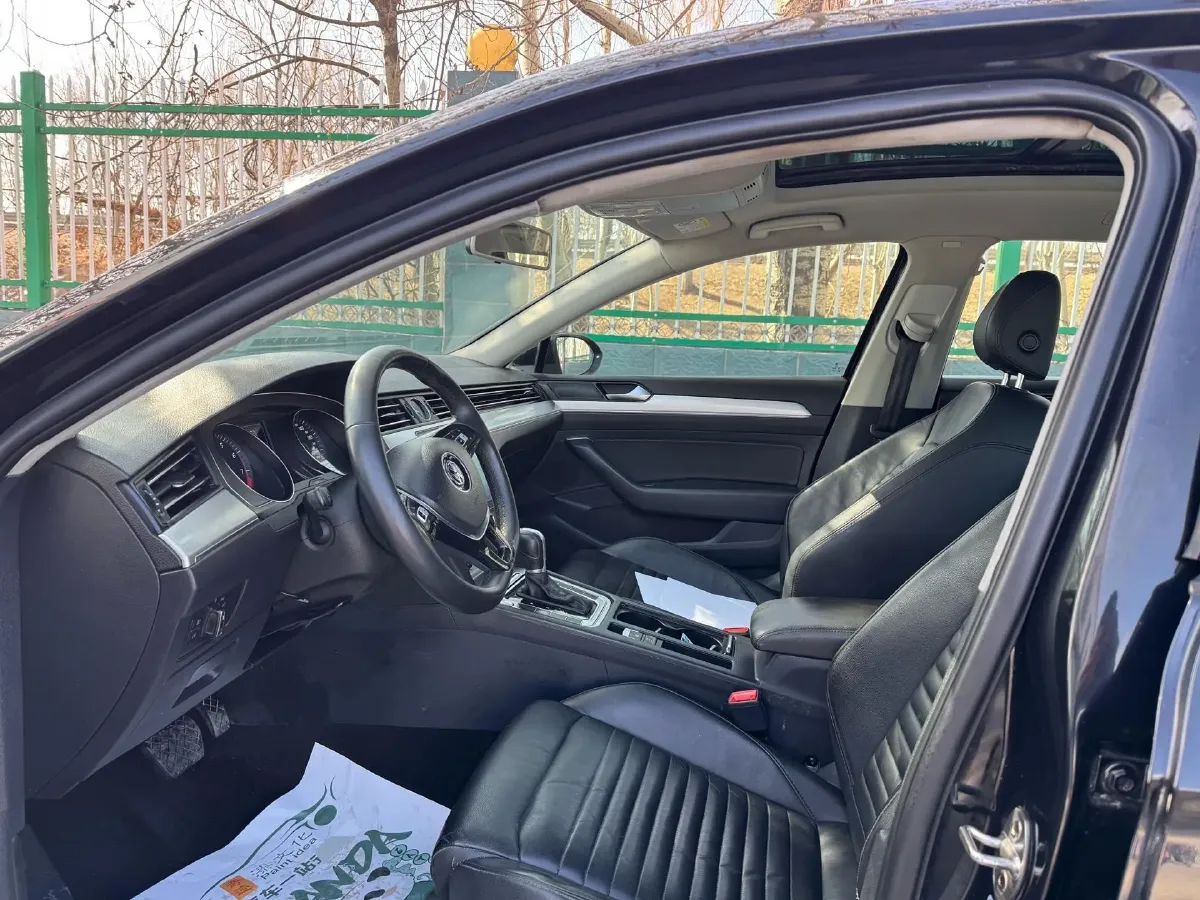 2018 Volkswagen Magotan 1.4T 150HP L4 7DCT,autocango,china used car exporter,china ev exporter,chinese used car exporter,chinese used ev exporter