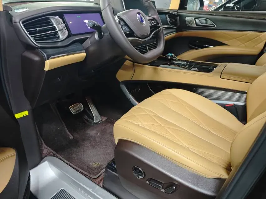 2024 Denza D9 1.5T 139HP L4 E-CVT PHEV 40KWH,autocango,china used car exporter,china ev exporter,chinese used car exporter,chinese used ev exporter