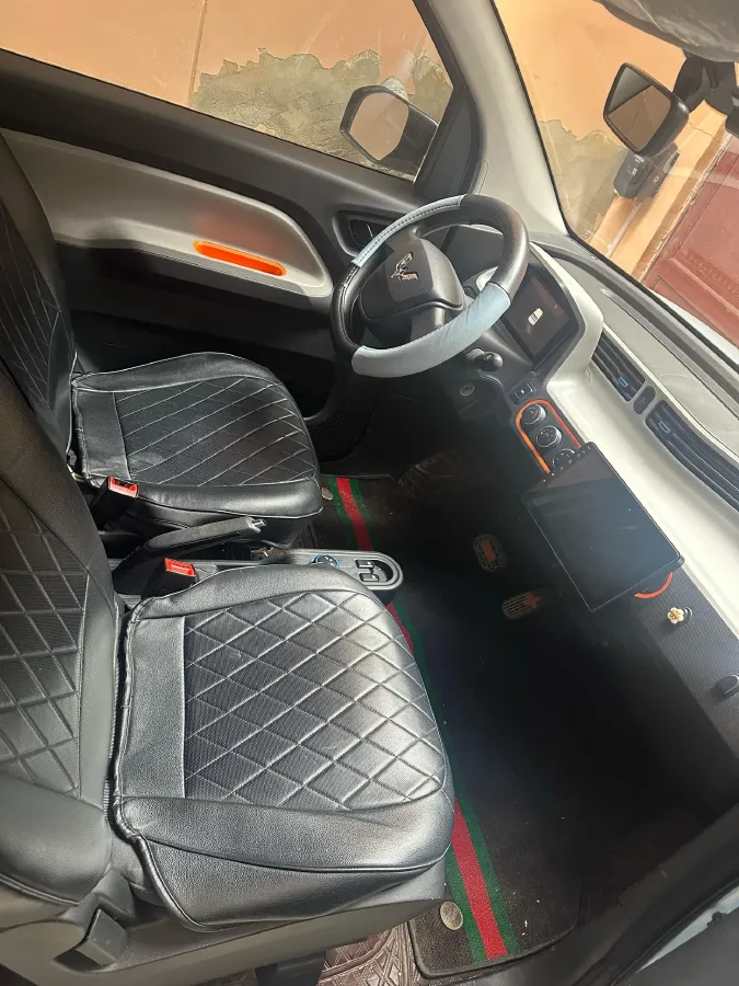 2021 WuLing HongGuang MINI EV BEV 13.9KWH,autocango,china used car exporter,china ev exporter,chinese used car exporter,chinese used ev exporter