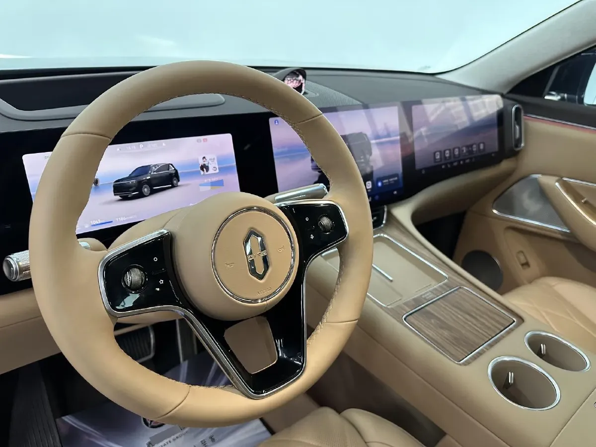 2025 AITO AITO M8 REEV 160HP REEV 53.4KWH,autocango,china used car exporter,china ev exporter,chinese used car exporter,chinese used ev exporter