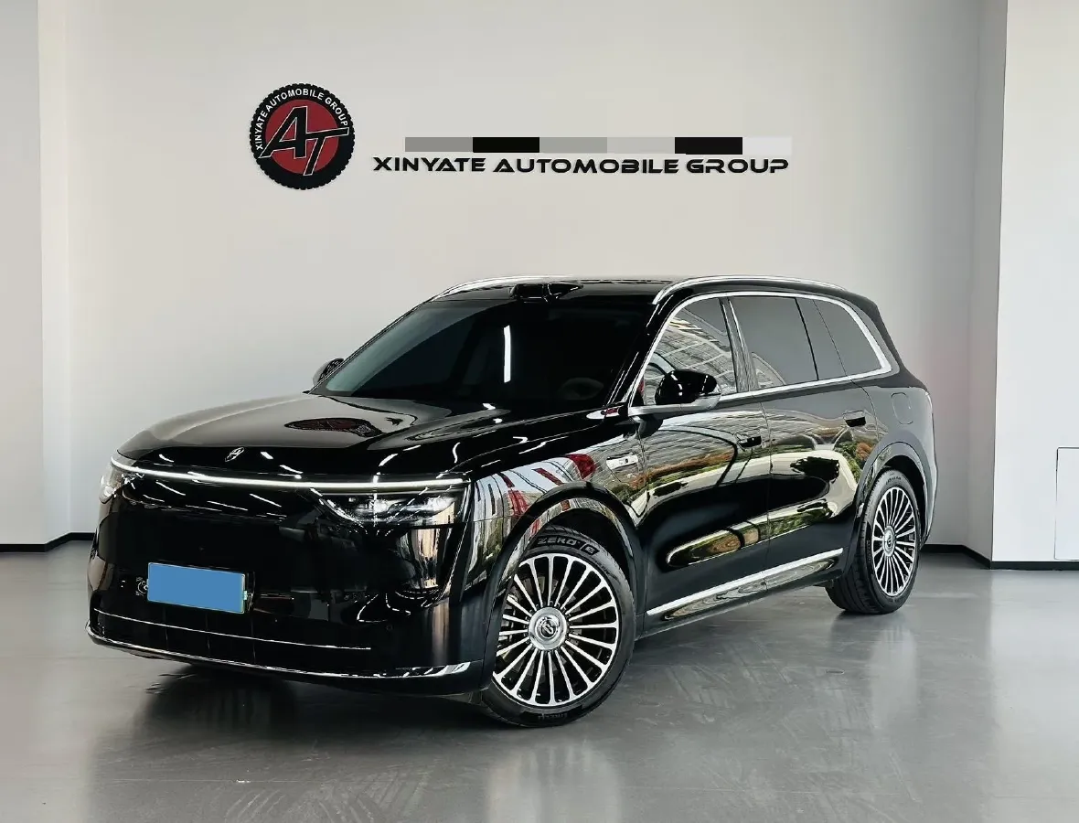 2025 AITO AITO M8 REEV 160HP REEV 53.4KWH,autocango,china used car exporter,china ev exporter,chinese used car exporter,chinese used ev exporter