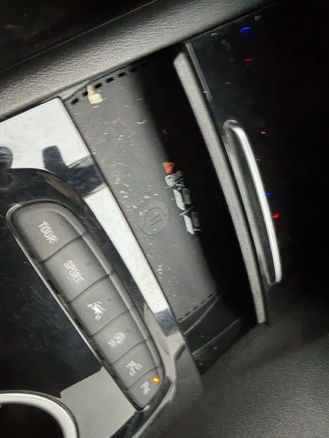 2022 Buick Regal 2.0T 237HP L4 9AT,autocango,china used car exporter,china ev exporter,chinese used car exporter,chinese used ev exporter