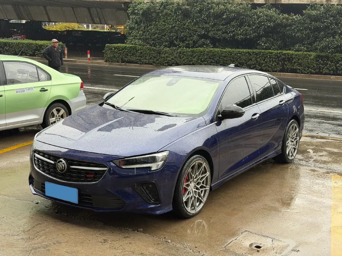 2022 Buick Regal 2.0T 237HP L4 9AT,autocango,china used car exporter,china ev exporter,chinese used car exporter,chinese used ev exporter