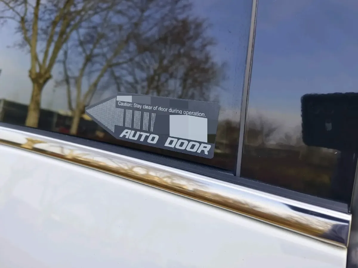 2021 Buick GL8 2.0T 237HP L4 9AT,autocango,china used car exporter,china ev exporter,chinese used car exporter,chinese used ev exporter