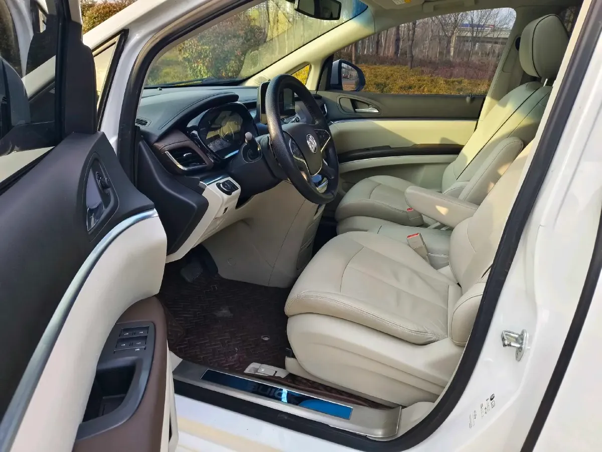 2021 Buick GL8 2.0T 237HP L4 9AT,autocango,china used car exporter,china ev exporter,chinese used car exporter,chinese used ev exporter