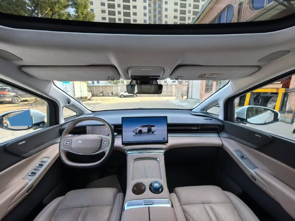 2025 Xpeng X9 BEV,autocango,china used car exporter,china ev exporter,chinese used car exporter,chinese used ev exporter