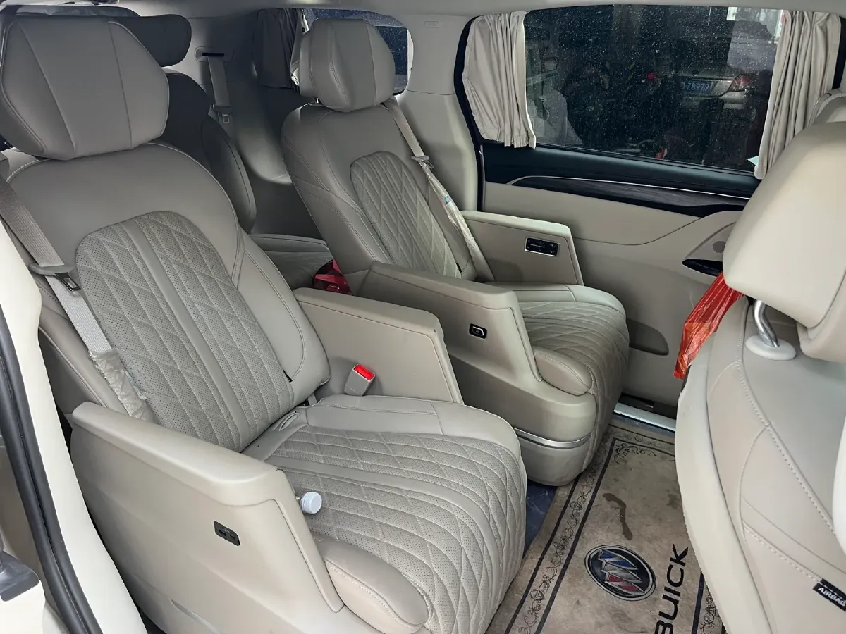 2023 Buick GL8 2.0T 237HP L4 9AT,autocango,china used car exporter,china ev exporter,chinese used car exporter,chinese used ev exporter