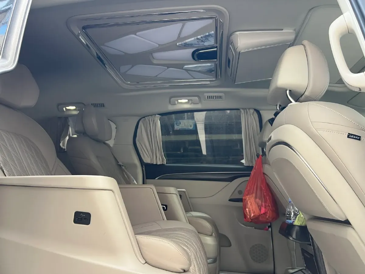 2023 Buick GL8 2.0T 237HP L4 9AT,autocango,china used car exporter,china ev exporter,chinese used car exporter,chinese used ev exporter