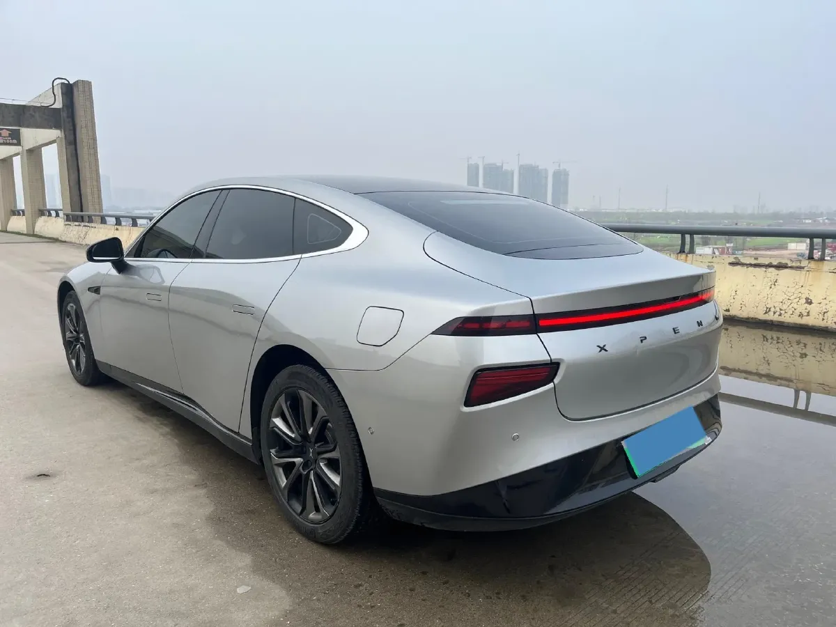 2020 DS 7 1.6T 215HP L4 8AT,autocango,china used car exporter,china ev exporter,chinese used car exporter,chinese used ev exporter