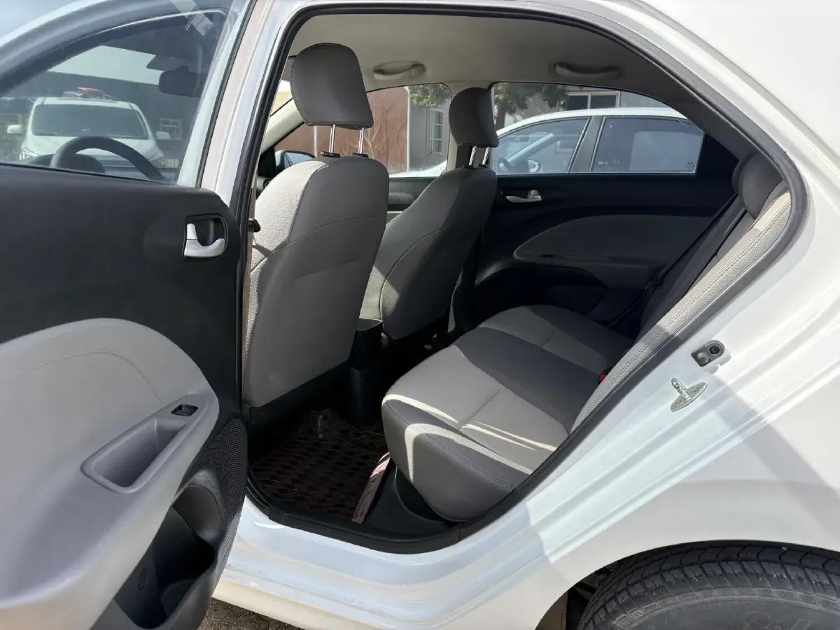 2017 Kia Pegas 1.4L 95HP L4 5MT,autocango,china used car exporter,china ev exporter,chinese used car exporter,chinese used ev exporter