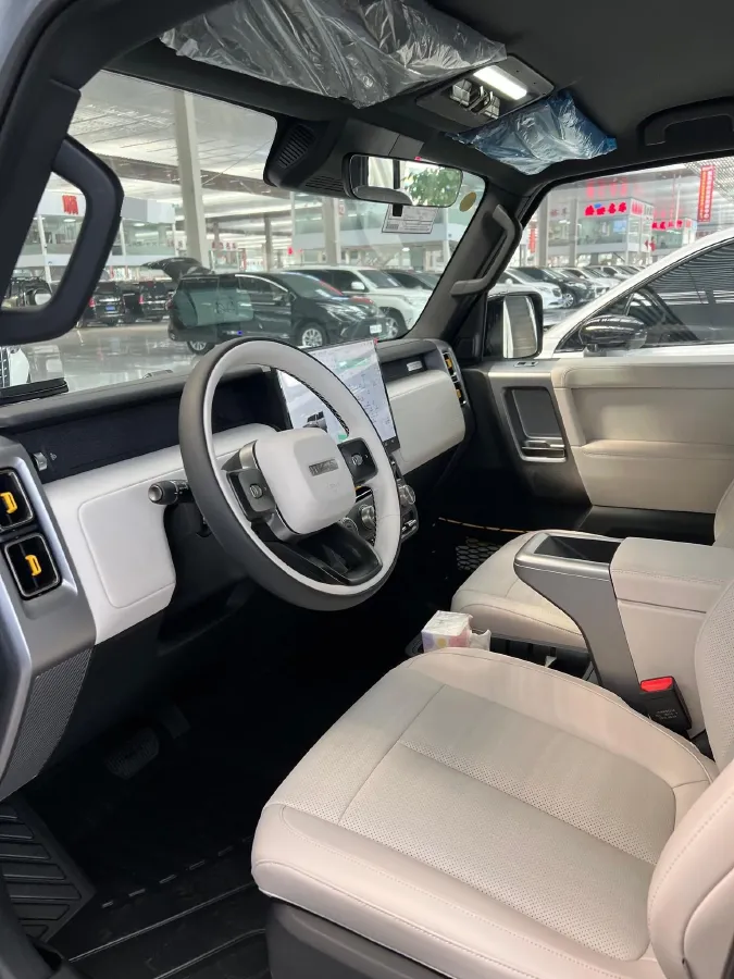 2025 Yufeng Auto Golden Warehouse BEV,autocango,china used car exporter,china ev exporter,chinese used car exporter,chinese used ev exporter