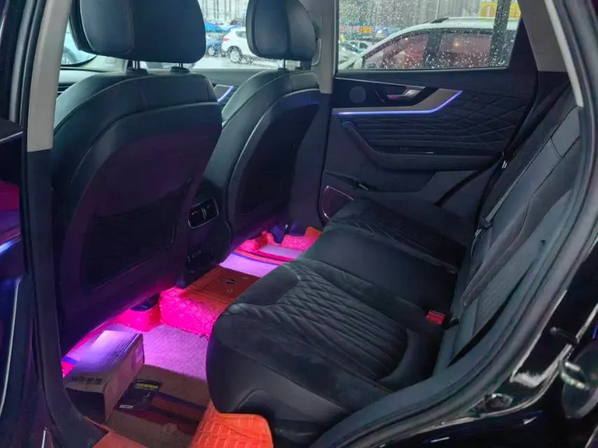 2022 HongQi HS5 2.0T 224HP L4 6AT,autocango,china used car exporter,china ev exporter,chinese used car exporter,chinese used ev exporter