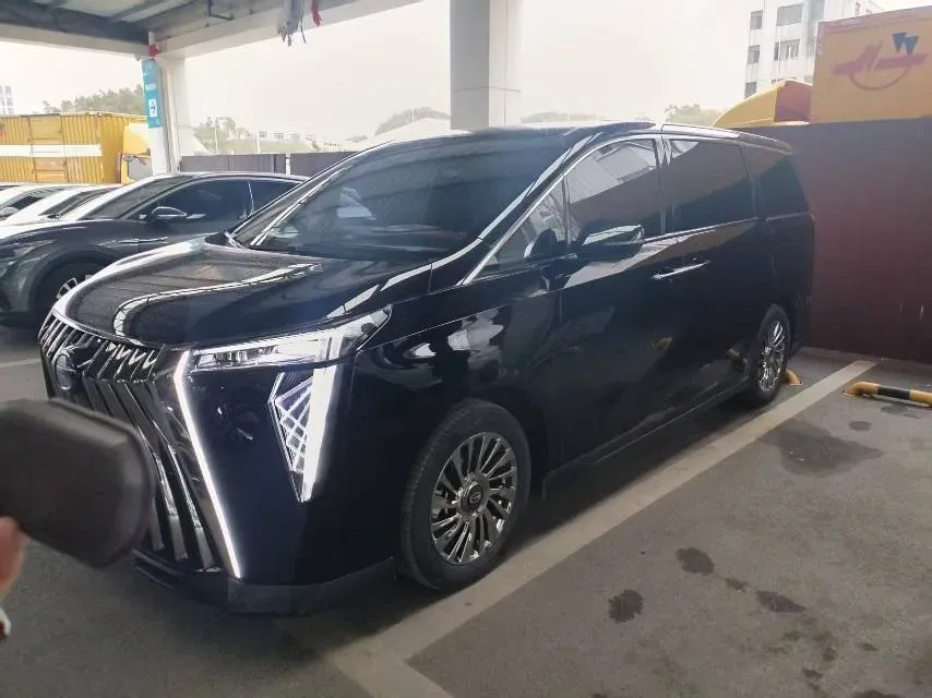 2024 GAC Trumpchi M8 2.0T 190HP L4 E-CVT Hybrid,autocango,china used car exporter,china ev exporter,chinese used car exporter,chinese used ev exporter