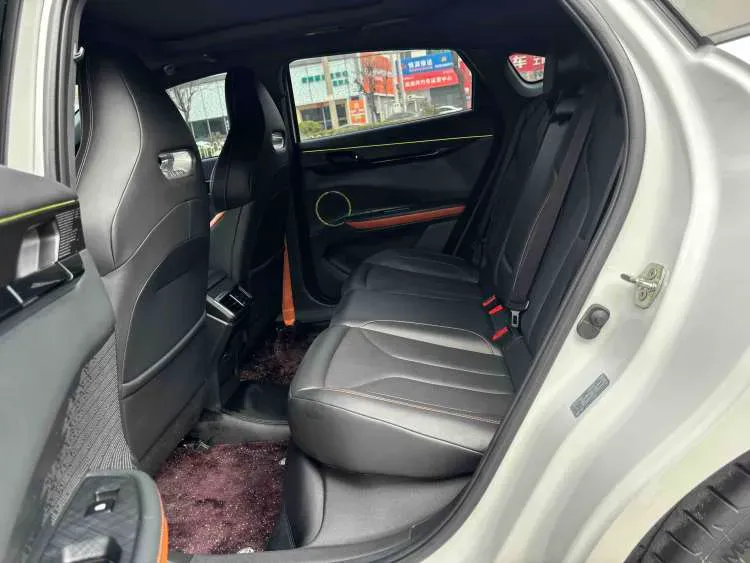 2022 ChangAn UNI-V 1.5T 188HP L4 7DCT,autocango,china used car exporter,china ev exporter,chinese used car exporter,chinese used ev exporter