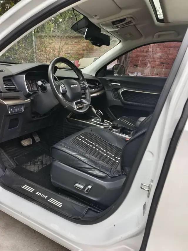 2020 Haval H6 1.5T 169HP L4 7DCT,autocango,china used car exporter,china ev exporter,chinese used car exporter,chinese used ev exporter