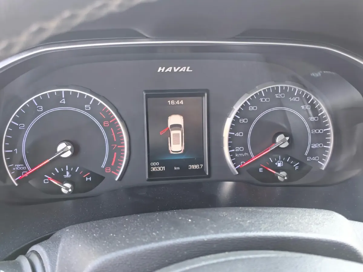 2018 Haval H6 1.5T 169HP L4 7DCT,autocango,china used car exporter,china ev exporter,chinese used car exporter,chinese used ev exporter