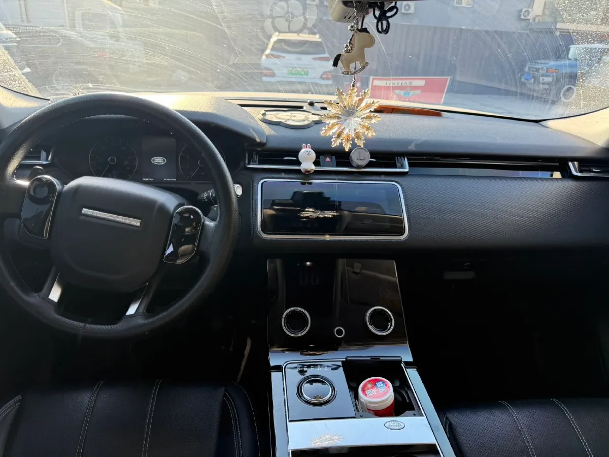2018 Land Rover Range Rover Velar 2.0T 250HP L4 8AT,autocango,china used car exporter,china ev exporter,chinese used car exporter,chinese used ev exporter