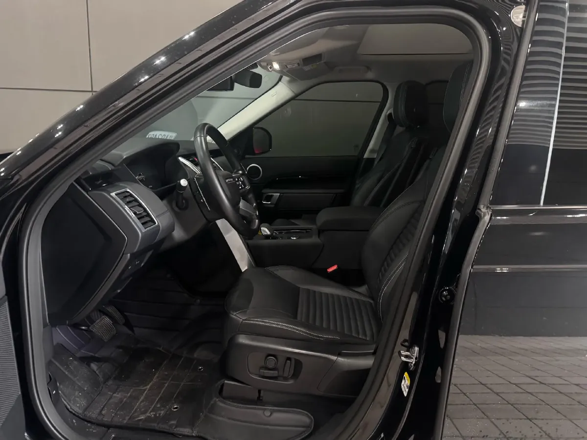 2024 Land Rover Discovery 3.0T 360HP L6 8AT,autocango,china used car exporter,china ev exporter,chinese used car exporter,chinese used ev exporter