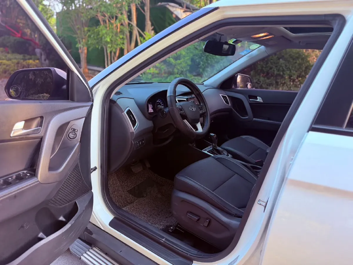 2017 Hyundai ix25 1.6L 125HP L4 6AT,autocango,china used car exporter,china ev exporter,chinese used car exporter,chinese used ev exporter