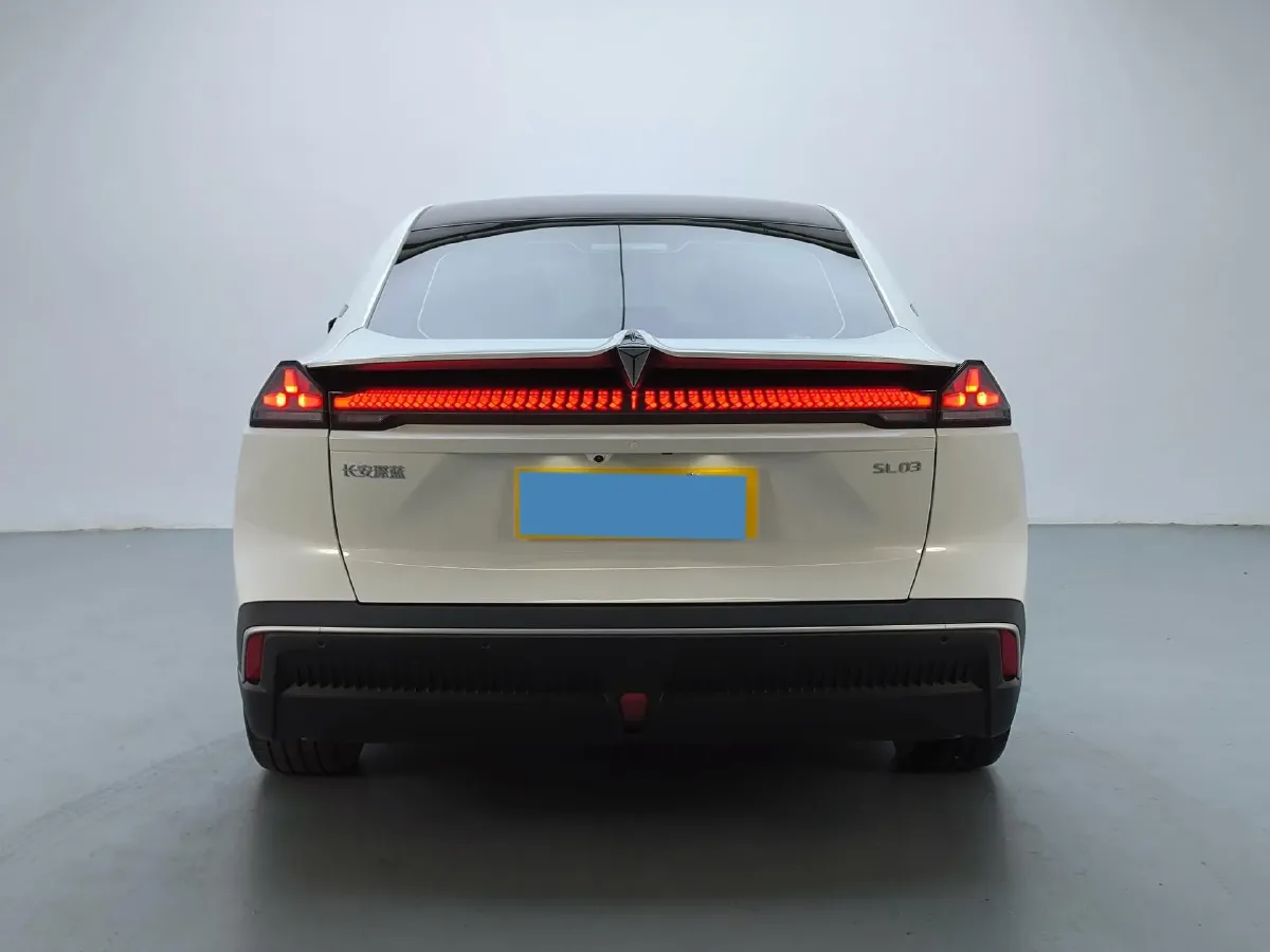 2025 ChangAn CS75 Plus 2.0T 233HP L4 8AT,autocango,china used car exporter,china ev exporter,chinese used car exporter,chinese used ev exporter