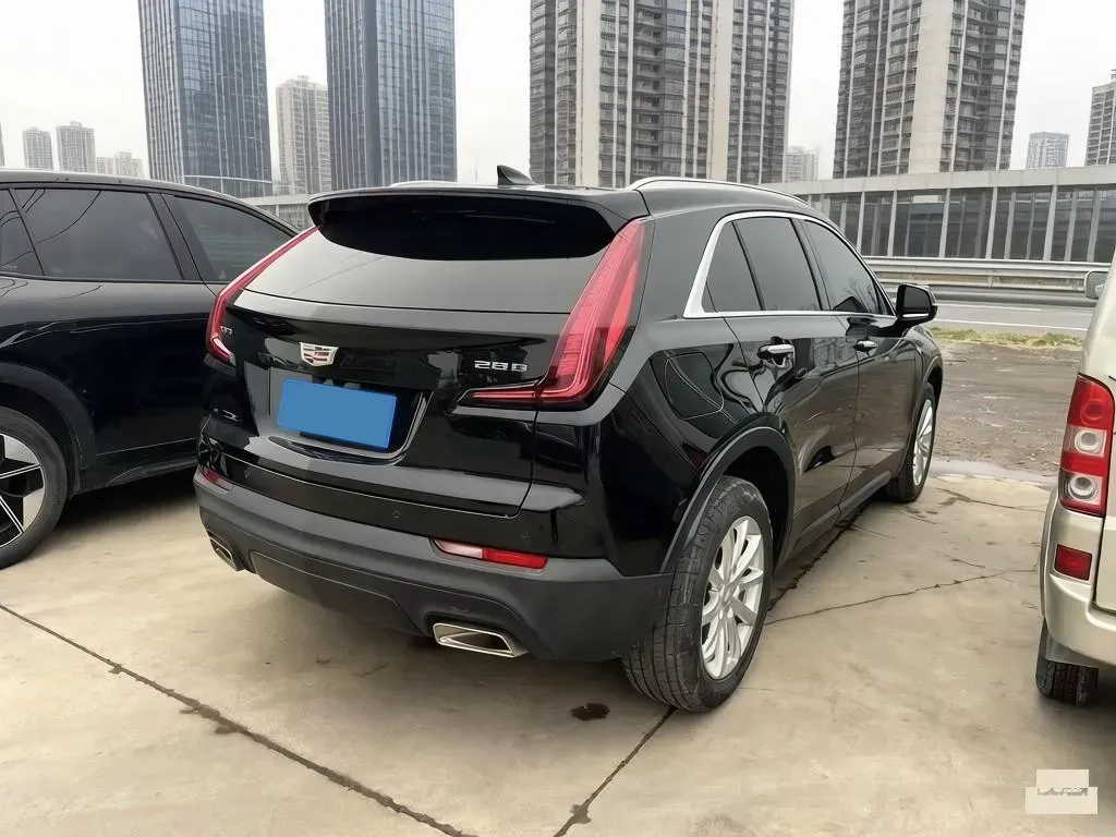2022 Cadillac XT4 2.0T 237HP L4 9AT,autocango,china used car exporter,china ev exporter,chinese used car exporter,chinese used ev exporter