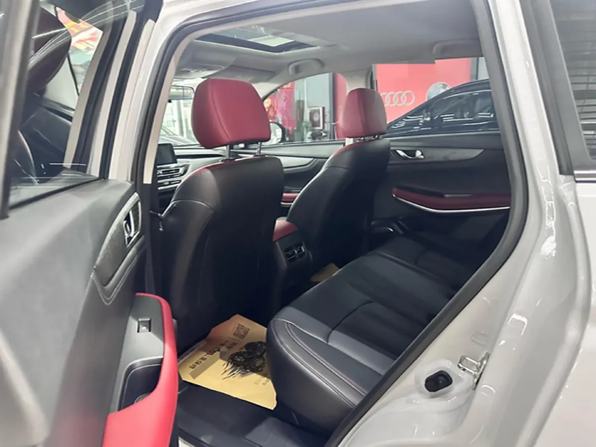 2022 ChangAn CS75 1.5T 180HP L4 7DCT,autocango,china used car exporter,china ev exporter,chinese used car exporter,chinese used ev exporter