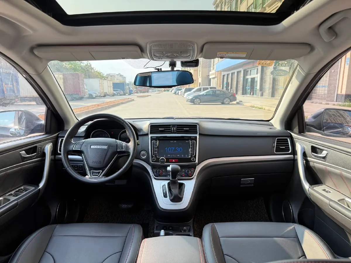 2018 Haval M6 1.5T 150HP L4 7DCT,autocango,china used car exporter,china ev exporter,chinese used car exporter,chinese used ev exporter