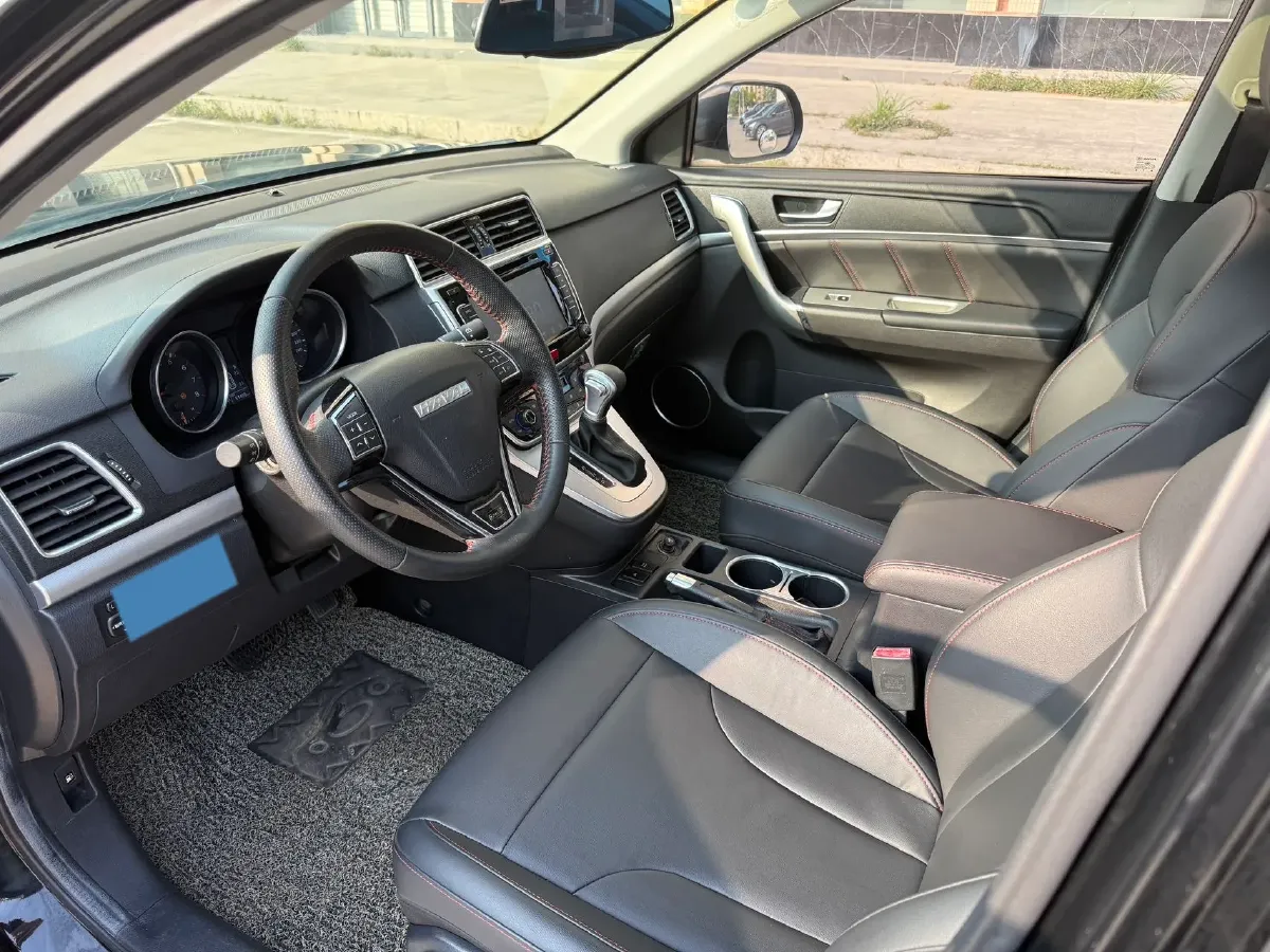 2018 Haval M6 1.5T 150HP L4 7DCT,autocango,china used car exporter,china ev exporter,chinese used car exporter,chinese used ev exporter