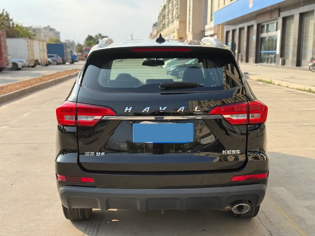 2018 Haval M6 1.5T 150HP L4 7DCT,autocango,china used car exporter,china ev exporter,chinese used car exporter,chinese used ev exporter