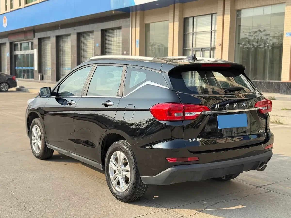 2018 Haval M6 1.5T 150HP L4 7DCT,autocango,china used car exporter,china ev exporter,chinese used car exporter,chinese used ev exporter