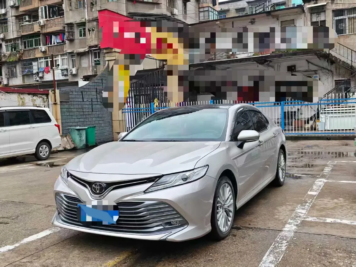 2019 Toyota Camry 2.5L 209HP L4 8AT,autocango,china used car exporter,china ev exporter,chinese used car exporter,chinese used ev exporter