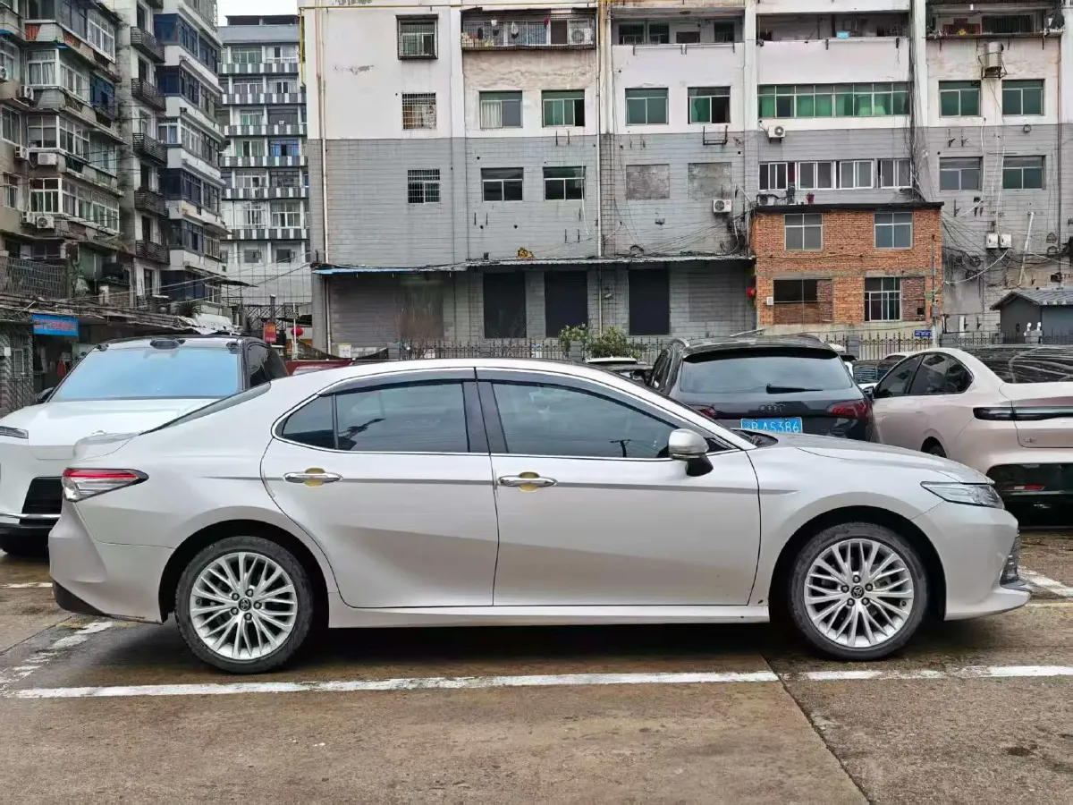 2019 Toyota Camry 2.5L 209HP L4 8AT,autocango,china used car exporter,china ev exporter,chinese used car exporter,chinese used ev exporter